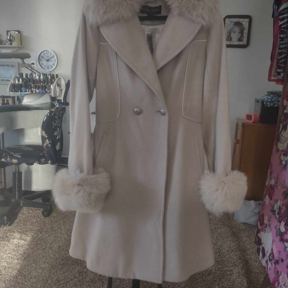 Antonio Melani FurCoat New with tags - Picture 2 of 6